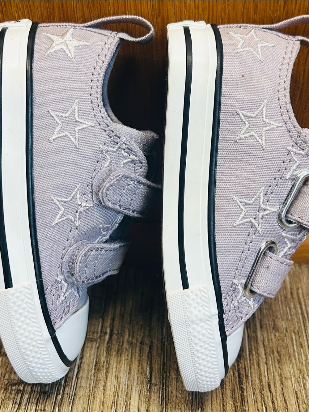 Converse baby Lavender Star Velcro Sneakers
